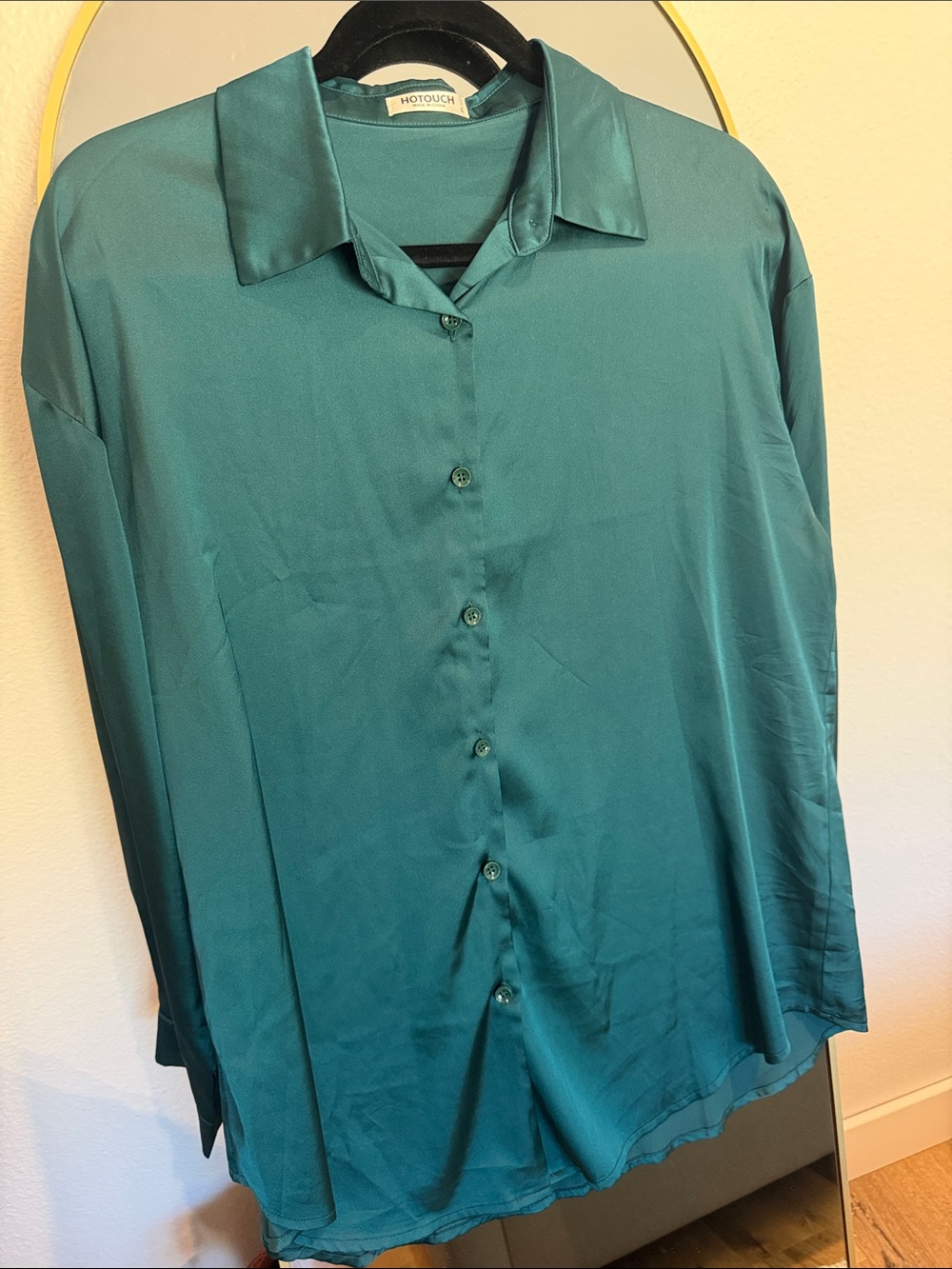 Women's Teal Long-Sleeve Satin Button-Down Shirt